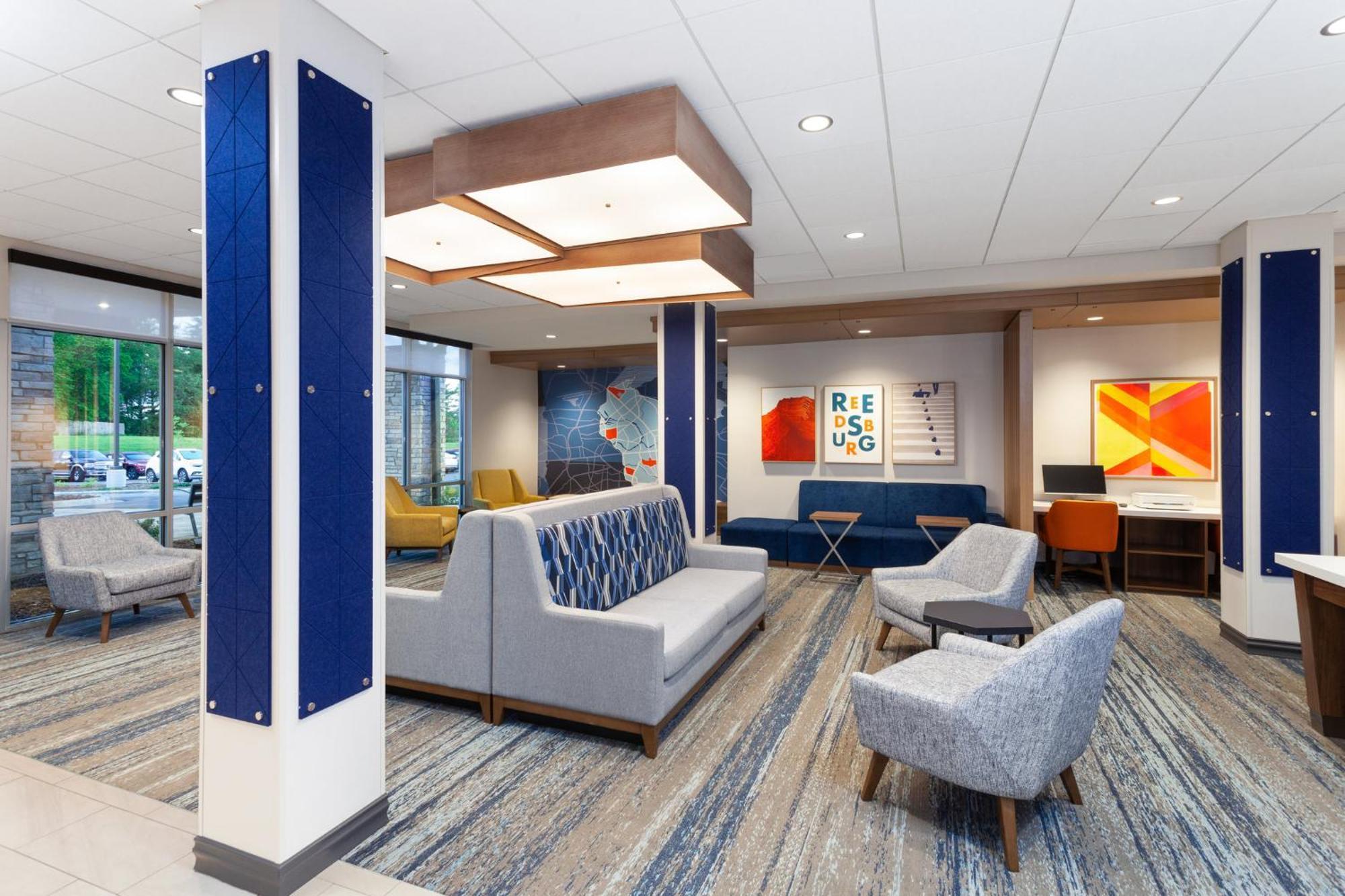 Holiday Inn Express & Suites Reedsburg - Dells Area By Ihg Екстериор снимка
