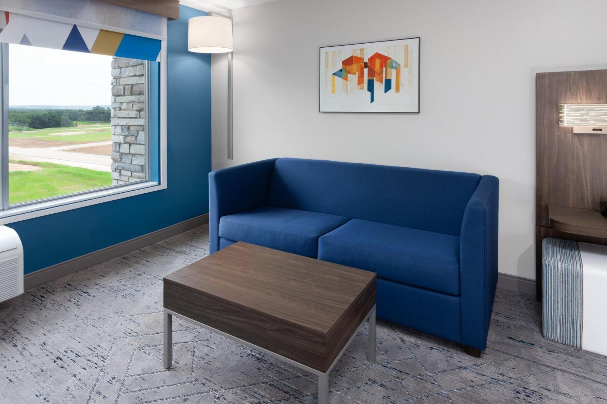 Holiday Inn Express & Suites Reedsburg - Dells Area By Ihg Екстериор снимка