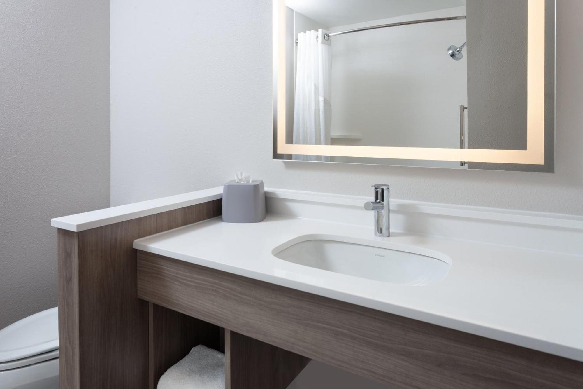 Holiday Inn Express & Suites Reedsburg - Dells Area By Ihg Екстериор снимка